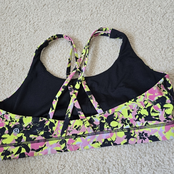 Lululemon Energy Bra *Medium Support, B–D Cups Inflect Floral Highlight Yellow - Picture 6 of 9